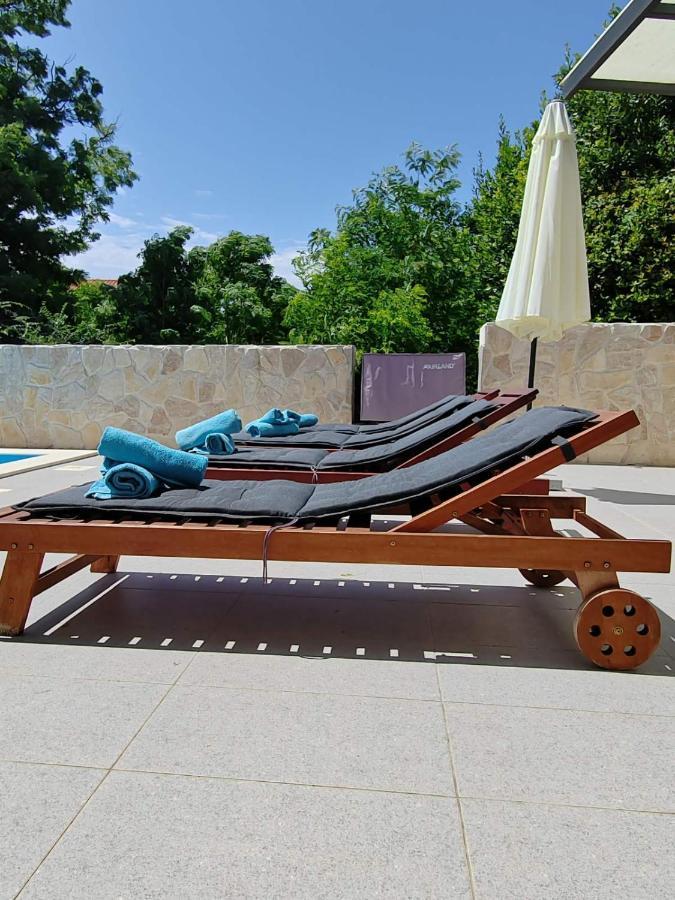 Villa Lily Privlaka  Extérieur photo