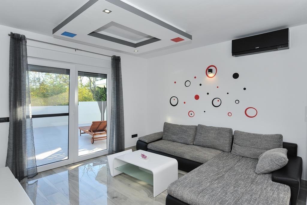 Villa Lily Privlaka  Extérieur photo