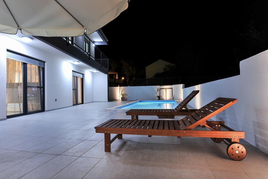 Villa Lily Privlaka  Extérieur photo