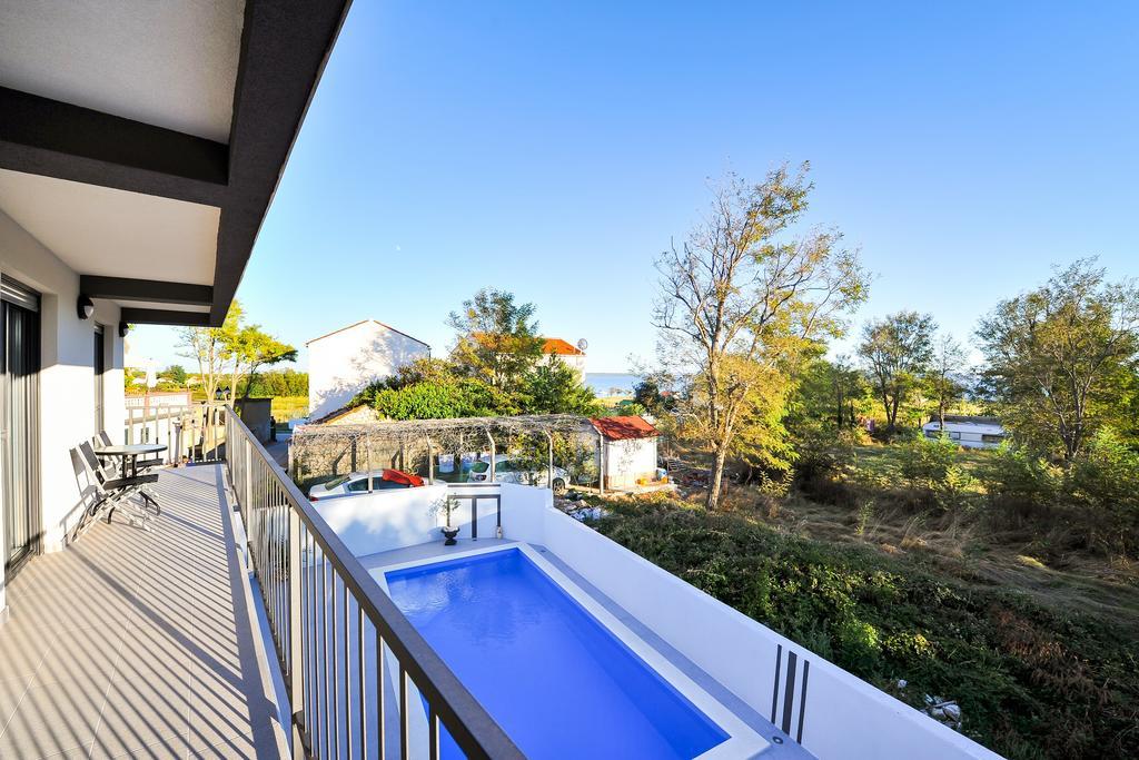 Villa Lily Privlaka  Extérieur photo