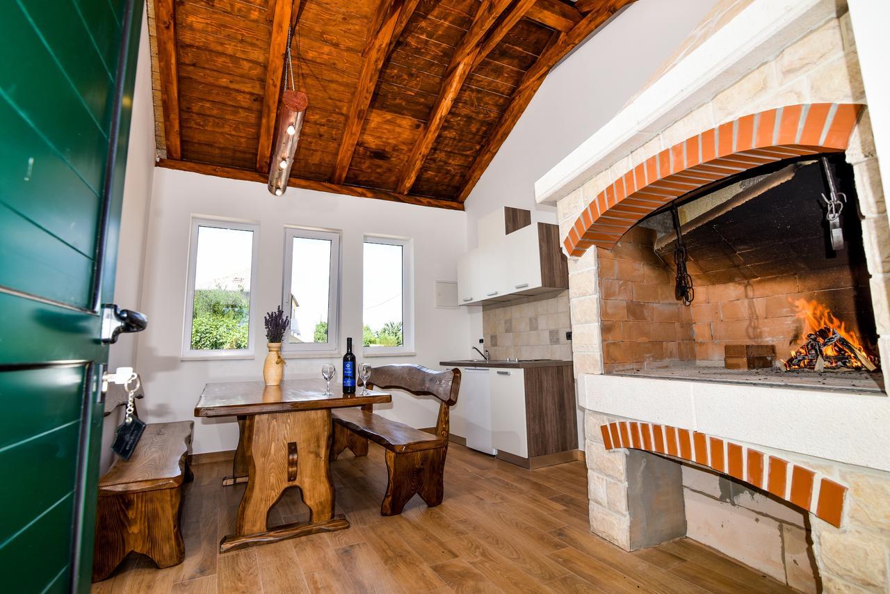 Villa Lily Privlaka  Extérieur photo